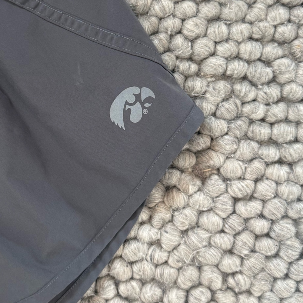 Women's Gray Athletic Authentic Iowa Hawkeye Shorts XXL - Picture 2 of 6